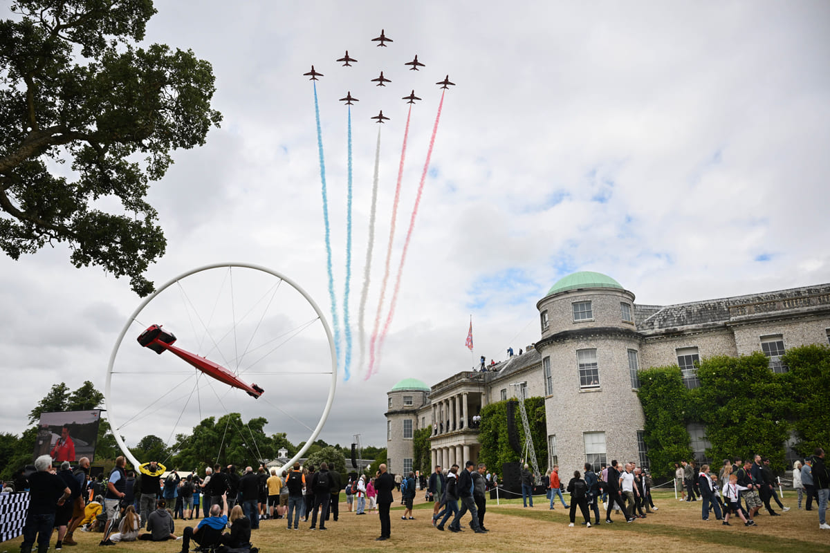 alcantara_goodwood_festival_of_speed_2024_red_arrows